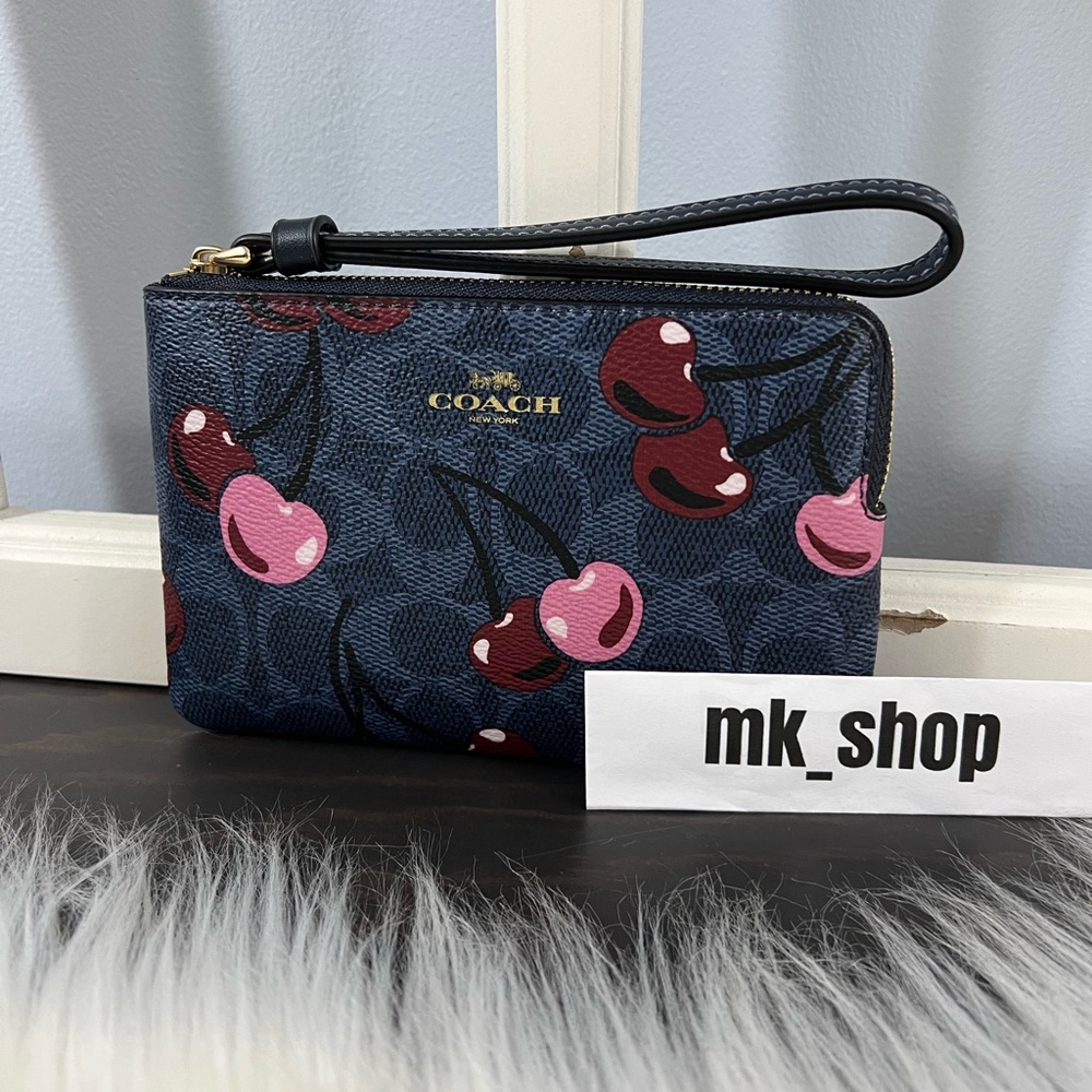 COACH Signature Corner Zip Wristlet Cherry Print - Picture 3 of 12